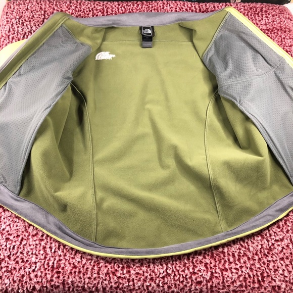 Women’s The North Face Zip Up Jacket - Picture 4 of 10
